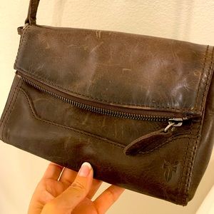 Frye Crossbody | Dark Brown